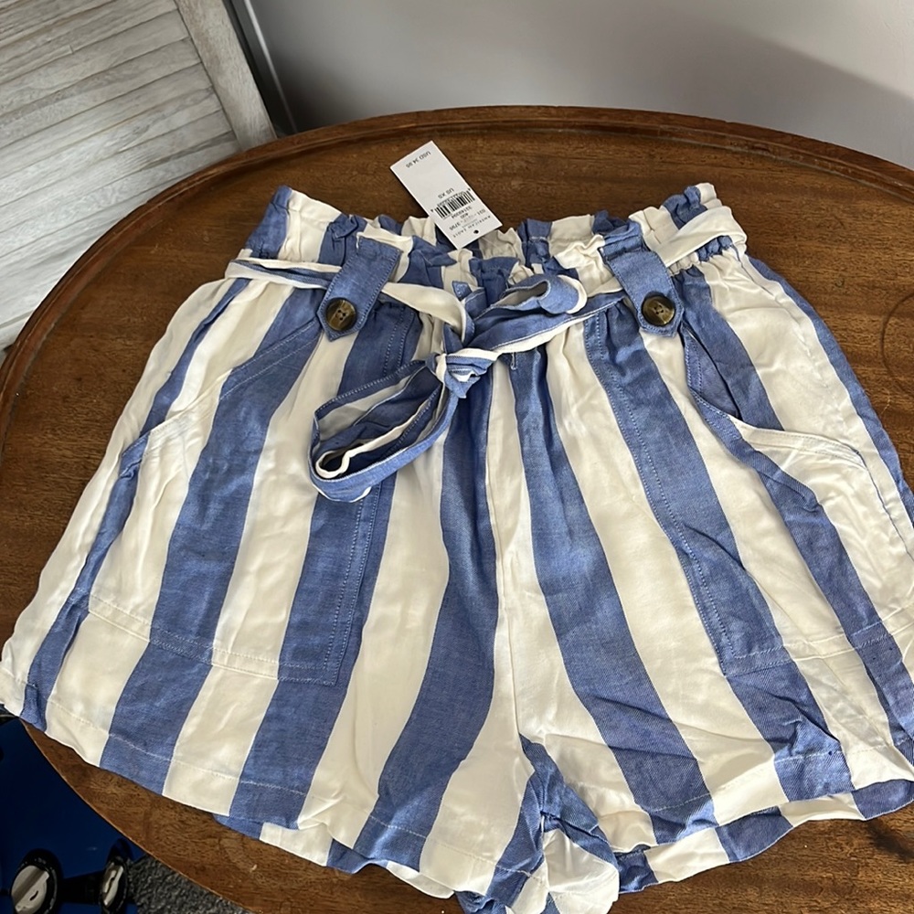 American eagle blue and cream striped short
